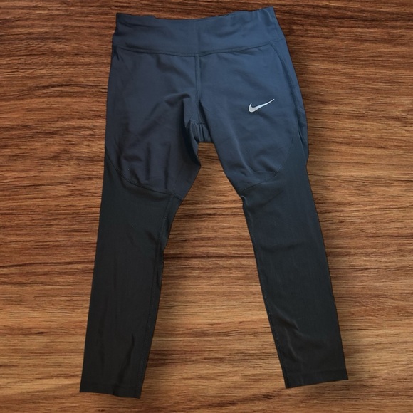 Nike yoga cropped - Picture 1 of 7
